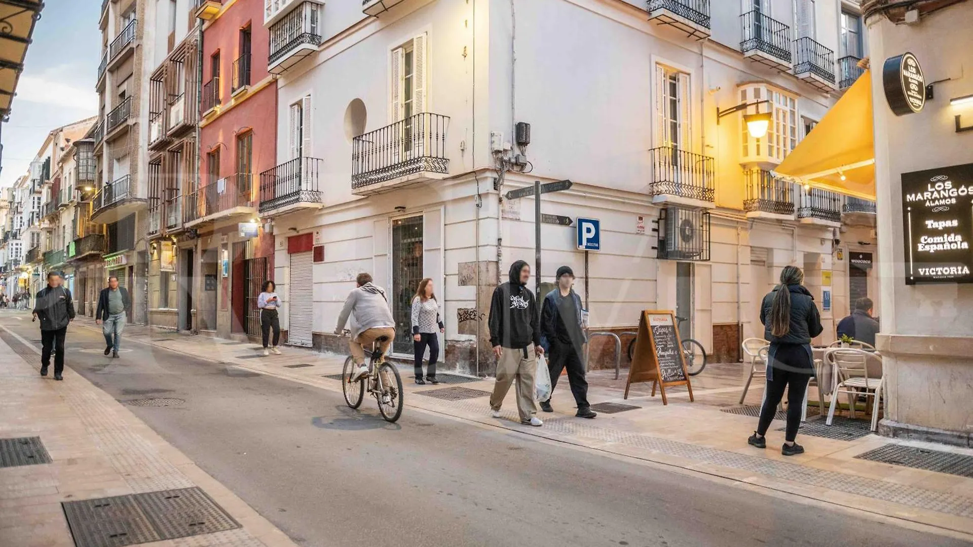 Cozy Apartment Near Plaza De La Merced By Rems Malaga