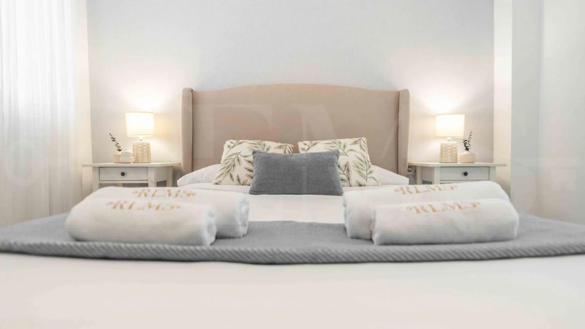 Cozy Apartment Near Plaza De La Merced By Rems Malaga